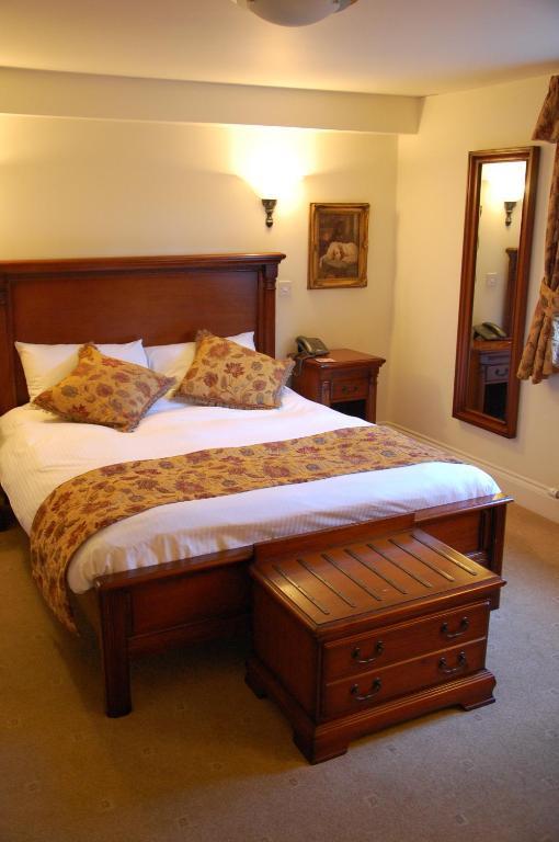 The Down Inn Bridgnorth Room photo